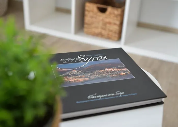 Bamboo House Syros No1 에르무폴리