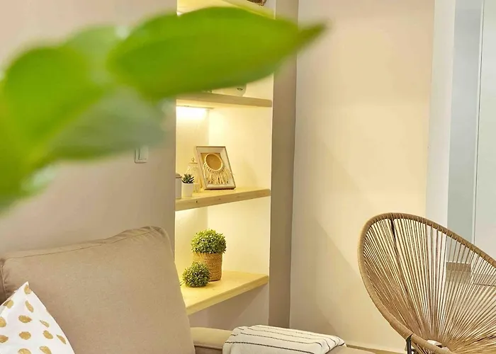 Bamboo House Syros No1 *