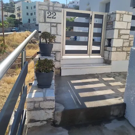 Bamboo House Syros No1
